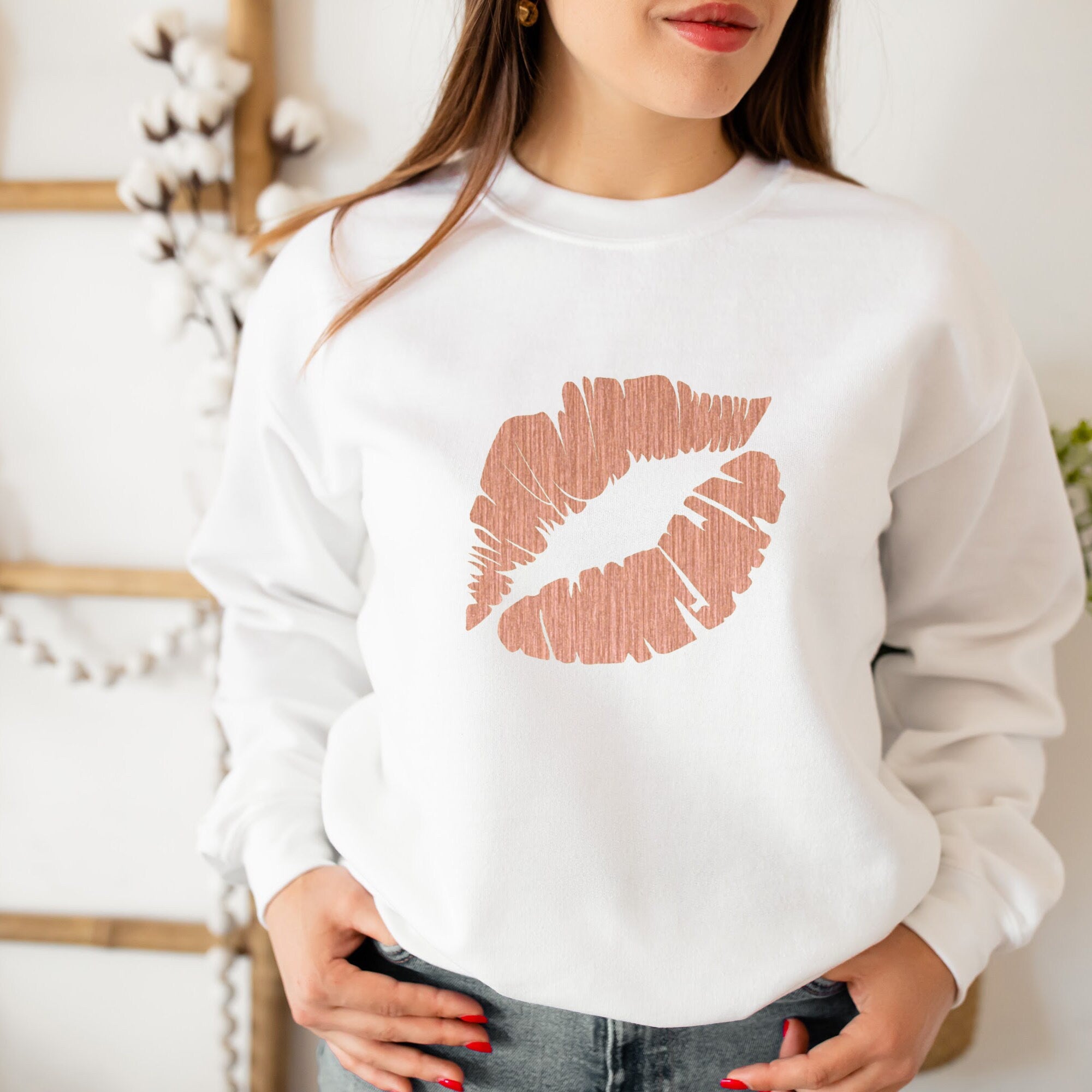 All Year Sweat shirt - Rose Gold Lips  Sweat Shirt, birthday Gift, Friend, Mum,Mom,Daughter,Wife Gift