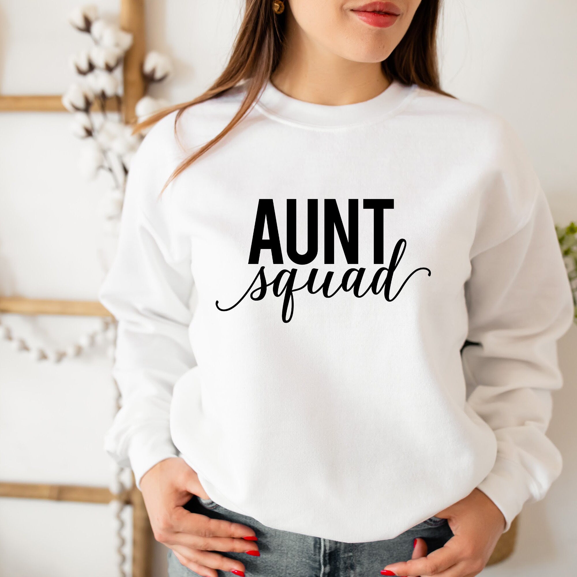 Aunt Crewneck Sweatshirt